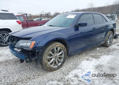 2014 Chrysler 300 300S z USA, uszkodzony, nr VIN 2C3CCAGG9EH356225